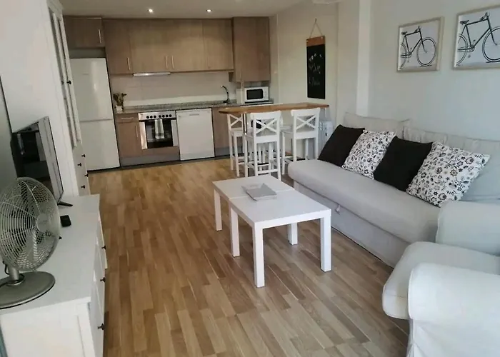 Apartamento La Montanesa En Ainsa, Bonito Apartamento Con Grande Terraza